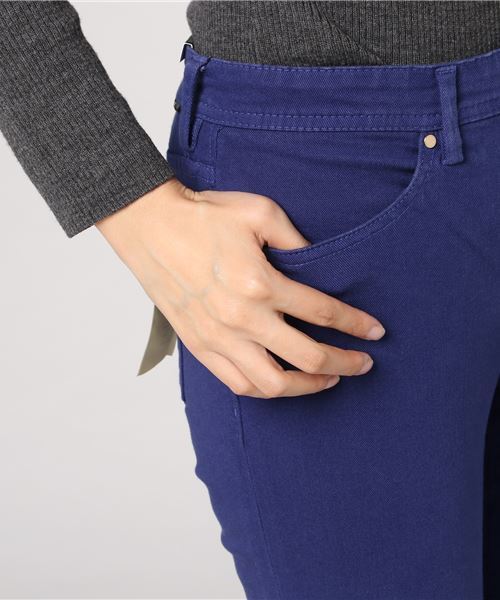 MARIEBELLE　JEAN（マリベルジーン）の「タイトストレート カラーパンツ MISTY(ミスティー)（その他パンツ・レディース・スモークピンク/パープル/カーキ/ブルー/グリーン/ボルドー/マスタード/ダークオレンジ・23inch/24inch/25inch/26inch/27inch/28inch）」の13枚目の写真