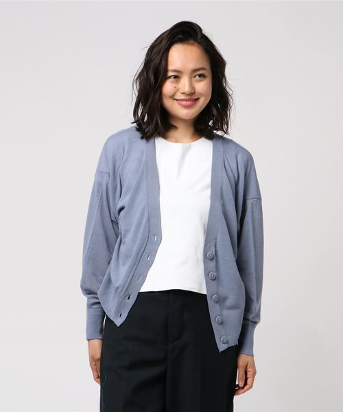 earth music&ecology(アースミュージックアンドエコロジー)の「Vネックニットカーディガン(カーディガン/ボレロ・レディース・ブラック/イエロー/ラベンダー/アイボリー・FREE)」の4枚目の写真