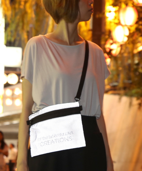 knock through abstraction（ノックスルーアブストラクション）の「【knock through abstraction/ノックスルーアブストラクション】reflection fabric sacoche（ショルダーバッグ・メンズ・ホワイト/ブラック・FREE）」の19枚目の写真