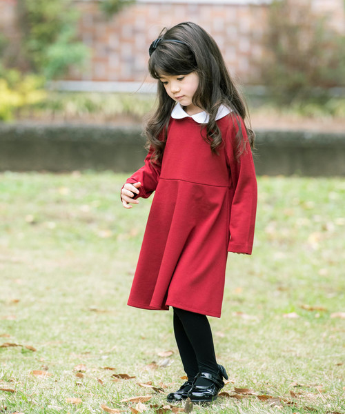 Catherine Cottage（キャサリンコテージ）の「白襟ワンピース（ワンピース・キッズ・ブラック/ネイビー/レッド/ライラック・110/120/130/140/150/160）」の4枚目の写真