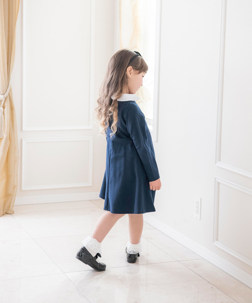 Catherine Cottage（キャサリンコテージ）の「白襟ワンピース（ワンピース・キッズ・ブラック/ネイビー/レッド/ライラック・110/120/130/140/150/160）」の12枚目の写真