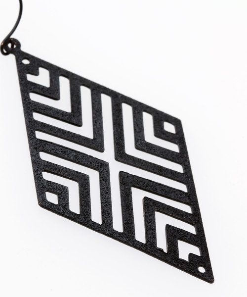 カヤ（カヤ）の「【カヤ】透かしダイヤピアス（ピアス（両耳用）・レディース・ブラック/ゴールド/シルバー・FREE）」の6枚目の写真