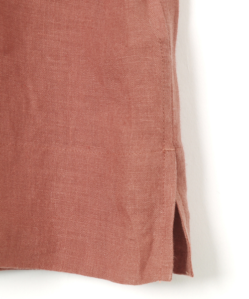 MARGARET HOWELL（マーガレットハウエル）の「SOFT LINEN（シャツ/ブラウス・レディース・ホワイト/レッド系その他/チャコール・1/2）」の9枚目の写真