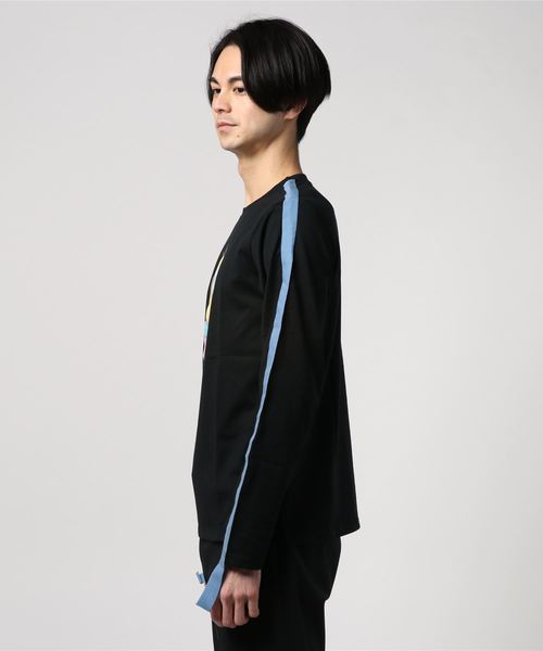 DING（ディング）の「DING/MINIONS cupcakeロングTシャツ（Tシャツ/カットソー・メンズ・ブラック/ライトピンク・SMALL/MEDIUM）」の3枚目の写真