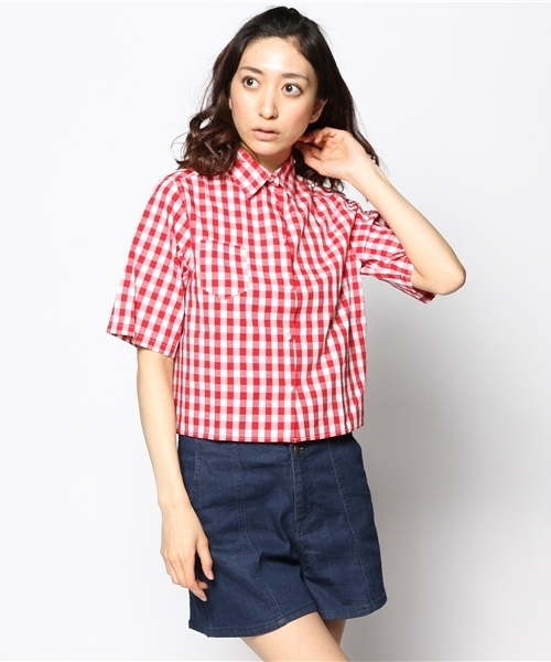 WEGO（ウィゴー）の「WEGO/クロップド半袖シャツ（シャツ/ブラウス・レディース・ホワイト/ブラック/ブルー/レッド・FREE）」の4枚目の写真