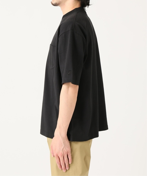 FILA（フィラ）の「FILA / フィラ 別注 エンブロイダリーロゴ ポケット Tシャツ（Tシャツ/カットソー・メンズ・ホワイト/ブラック・LARGE/MEDIUM/X-LARGE）」の4枚目の写真