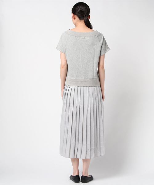 INTERPLANET（インタープラネット）の「ＢＡＣＫプリーツ裏毛半袖ワンピース（ワンピース・レディース・ブラック/グレー/モカ・FREE）」の7枚目の写真