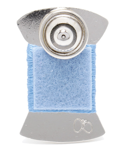 Ray BEAMS（レイビームス）の「●ミナ ペルホネン / ブローチピン "bobbin"（ブローチ/コサージュ・レディース・オレンジ/ブルー/その他1・ONE SIZE）」の4枚目の写真