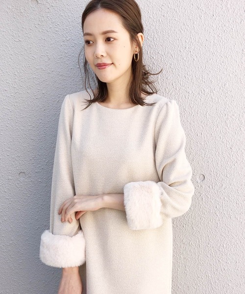 PICCIN（ピッチン）の「ファーカフス付きニットツイードワンピース（ワンピース・レディース・ブラック/ベージュ/ネイビー・MEDIUM）」の18枚目の写真