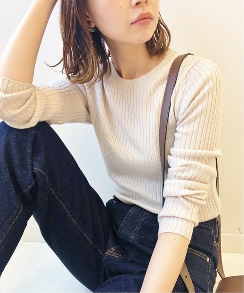 IENA（イエナ）の「6x3リブ クルーネックプルオーバー◆（ニット/セーター・レディース・ブラック/ベージュ/アイボリー/キャメル・FREE）」の2枚目の写真