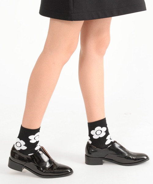 MARY QUANT（マリークワント）の「ビッグデイジーパターン ソックス（ソックス/靴下・レディース・ブラック/レッド/イエロー/ブルー/グレー/ベージュ/ホワイト・FREE）」の17枚目の写真
