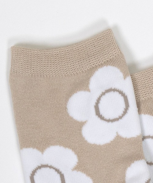 MARY QUANT（マリークワント）の「ビッグデイジーパターン ソックス（ソックス/靴下・レディース・ブラック/レッド/イエロー/ブルー/グレー/ベージュ/ホワイト・FREE）」の11枚目の写真