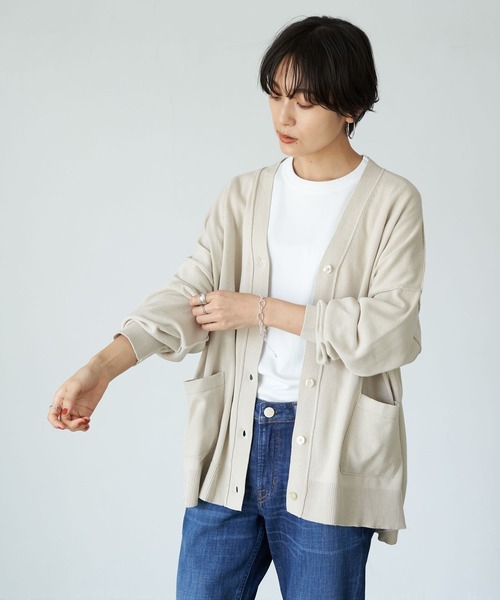 AMERICAN HOLIC（アメリカンホリック）の「Vネックポケット付きニットカーディガン　＊●（カーディガン/ボレロ・レディース・アイボリー/チャコールグレー/ブラウン/ブルー/キャメル・FREE）」の14枚目の写真