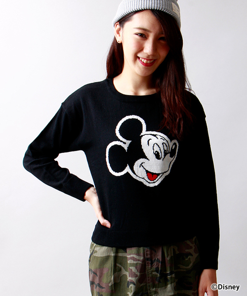 Disney（ディズニー）の「∴WEGO/Mickey　Mouse/ニット（ニット/セーター・レディース・ホワイト/ブラック・FREE）」の2枚目の写真