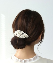 Three Four Time（スリーフォータイム）の「お花パールバレッタ【結婚式/パーティ/フォーマル/デイリー】（バレッタ/ヘアクリップ）」