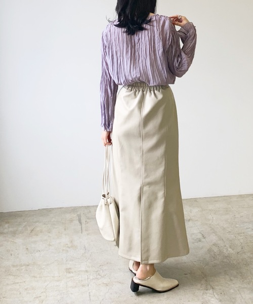 LIAN（リアン）の「シアークリンクルブラウス（シャツ/ブラウス・レディース・ブラック/オレンジ/モカ/パープル/オフホワイト・FREE）」の13枚目の写真