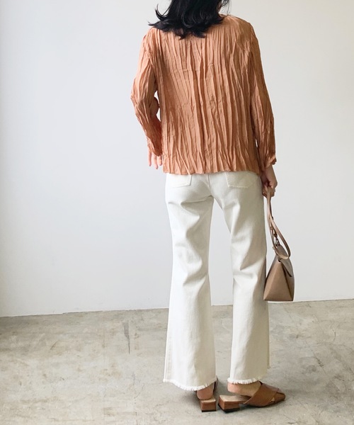 LIAN（リアン）の「シアークリンクルブラウス（シャツ/ブラウス・レディース・ブラック/オレンジ/モカ/パープル/オフホワイト・FREE）」の18枚目の写真