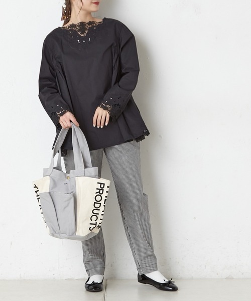 PUAL CE CIN（ピュアルセシン）の「カットワーク刺繍ブラウス（シャツ/ブラウス・レディース・ホワイト/ブラック・FREE）」の2枚目の写真