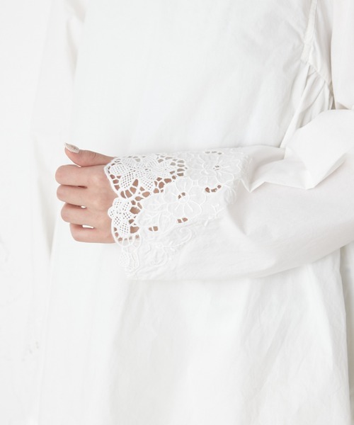 PUAL CE CIN（ピュアルセシン）の「カットワーク刺繍ブラウス（シャツ/ブラウス・レディース・ホワイト/ブラック・FREE）」の17枚目の写真