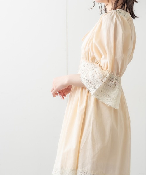 OLIVE des OLIVE（オリーブデオリーブ）の「レースチュニック（シャツ/ブラウス・レディース・オフホワイト/アイボリー/ブラック系その他・FREE）」の2枚目の写真