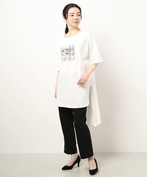 RAG MACHINE(ラグマシーン)の「【RAG MACHINE】前後差プリントワンピース(チュニック・レディース・ベージュ/ホワイト/ブラック・M/L)」の1枚目の写真