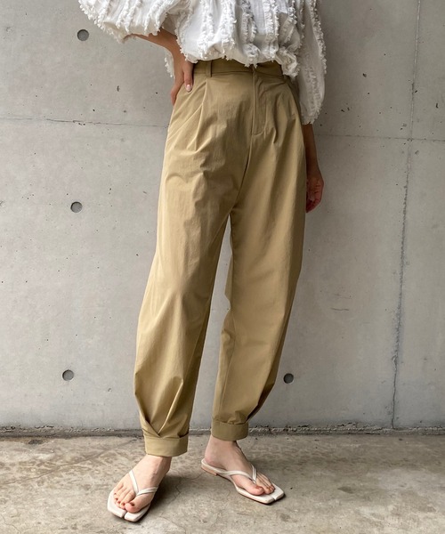 CAPRICIEUX LE'MAGE（カプリシューレマージュ）の「裾タックジョガーパンツ（その他パンツ・レディース・ブラック/ベージュ/ピンク・38/36）」の3枚目の写真