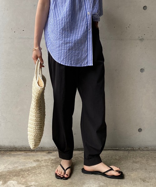 CAPRICIEUX LE'MAGE（カプリシューレマージュ）の「裾タックジョガーパンツ（その他パンツ・レディース・ブラック/ベージュ/ピンク・38/36）」の15枚目の写真