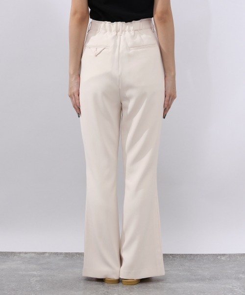 JEANASIS(ジーナシス)の「ツータックフレアツイルパンツ/951035(その他パンツ・レディース・ベージュ/レッド/アイボリー・FREE)」の16枚目の写真