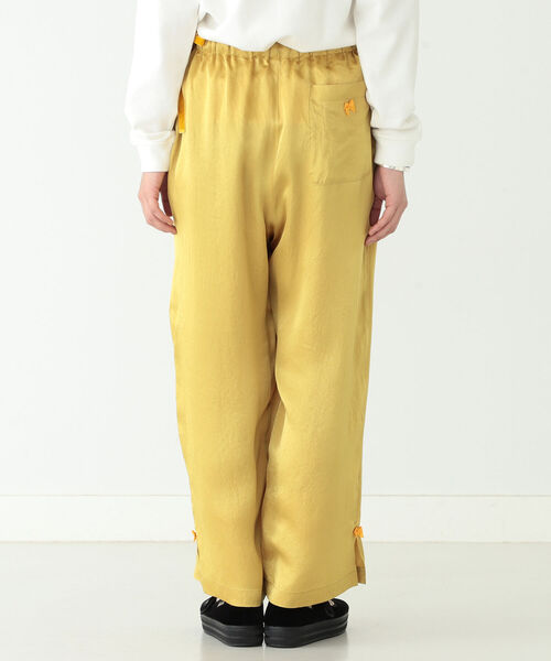 BEAMS BOY（ビームスボーイ）の「BEAMS BOY / サテン ベロアテープ イージー パンツ（その他パンツ・レディース・ブラウン/イエロー・ONE SIZE）」の14枚目の写真