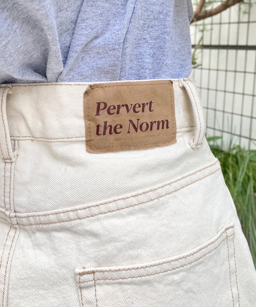 WHO'S WHO gallery（フーズフーギャラリー）の「ボーイキュロット（デニムパンツ・レディース・ブラック/サックスブルー/ブルー/キナリ・FREE）」の14枚目の写真