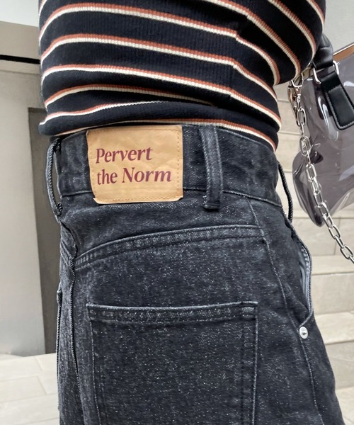 WHO'S WHO gallery（フーズフーギャラリー）の「ボーイキュロット（デニムパンツ・レディース・ブラック/サックスブルー/ブルー/キナリ・FREE）」の21枚目の写真