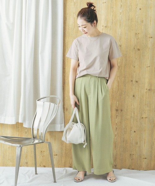 URBAN RESEARCH ROSSO（アーバンリサーチロッソ）の「『一部WEB限定カラー』SUVINコットンクルーネックTシャツ（Tシャツ/カットソー・レディース・ホワイト/チャコールグレー/ライトグレー/ネイビー/ミント/ライトピンク・FREE）」の8枚目の写真