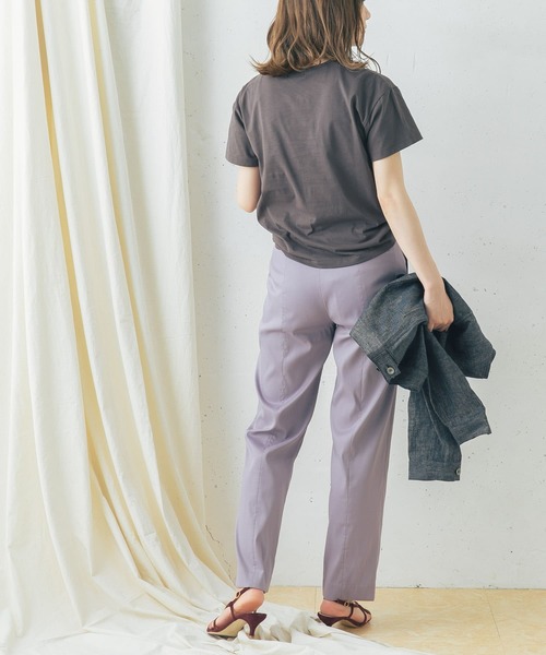 URBAN RESEARCH ROSSO（アーバンリサーチロッソ）の「『一部WEB限定カラー』SUVINコットンクルーネックTシャツ（Tシャツ/カットソー・レディース・ホワイト/チャコールグレー/ライトグレー/ネイビー/ミント/ライトピンク・FREE）」の18枚目の写真