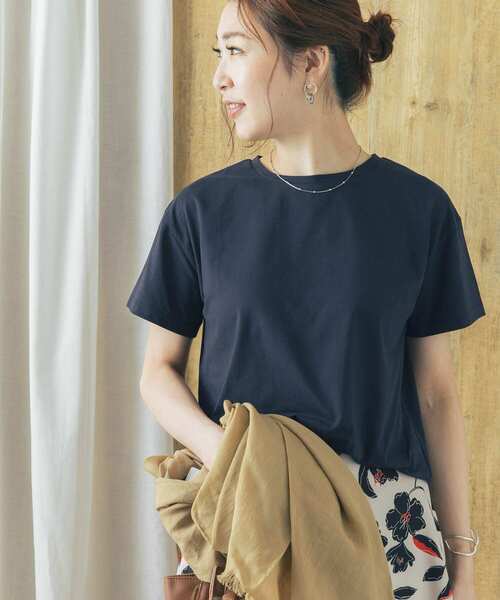 URBAN RESEARCH ROSSO（アーバンリサーチロッソ）の「『一部WEB限定カラー』SUVINコットンクルーネックTシャツ（Tシャツ/カットソー・レディース・ホワイト/チャコールグレー/ライトグレー/ネイビー/ミント/ライトピンク・FREE）」の19枚目の写真