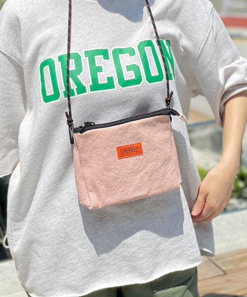 UNIVERSAL OVERALL（ユニバーサルオーバーオール）の「【UNIVERSAL OVERALL/ユニバーサルオーバーオール】 タイダイデルタサコッチ【UVO-043】（ショルダーバッグ・メンズ・ピンク/ブルー/レッド・FREE）」の8枚目の写真