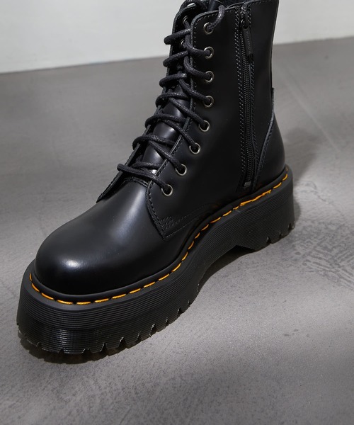 Dr. Martens（ドクターマーチン）の「【Dr.Martens /ドクターマーチン】QUAD RETRO JADON 8EYE BOOT 8ホールプラットフォーム厚底ブーツ（ブーツ・レディース・ブラック・4/6/5）」の5枚目の写真