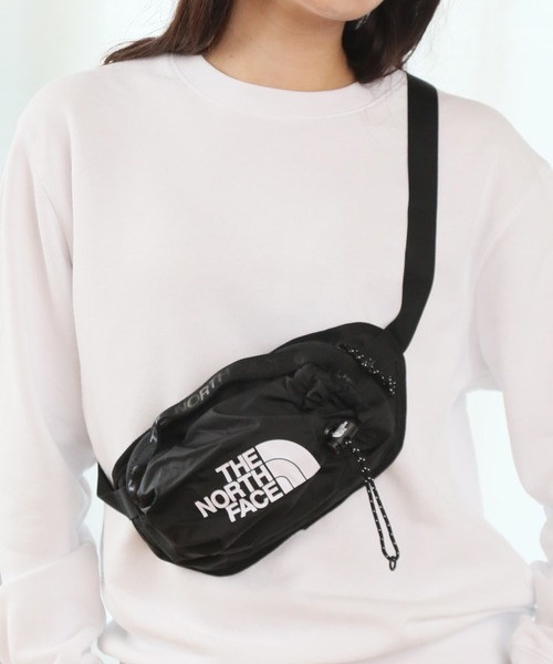 THE NORTH FACE(ザノースフェイス)の「【THE NORTH FACE/ザノースフェイス】BOZER HIP PACKⅢ-S (ボザーヒップパックⅢ)(ボディバッグ/ウエストポーチ・メンズ・ブラック/ブラック×ピンク・FREE)」の6枚目の写真