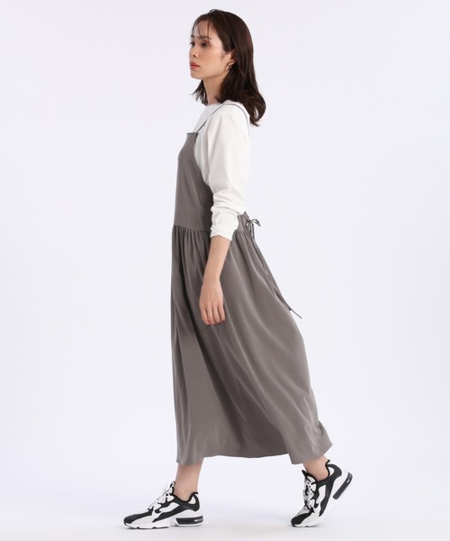 INED（イネド）の「ロングキャミワンピース（ワンピース・レディース・ブラック/モカ・9号）」の4枚目の写真