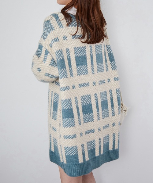 Heather（ヘザー）の「BIGチェックチュニックニット　218144（ニット/セーター・レディース・ブラック/ブルー/ライトベージュ/パープル/グリーン・FREE）」の10枚目の写真