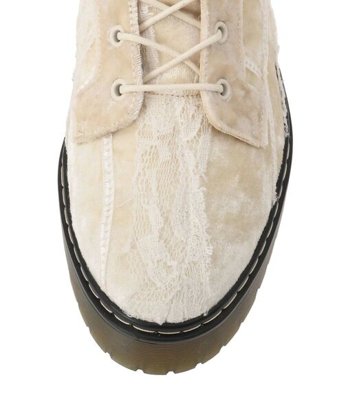 merry jenny（メリージェニー）の「フリルベロアラバーソールブーツ（ブーツ・レディース・アイボリー/ブラック・MEDIUM/LARGE）」の8枚目の写真