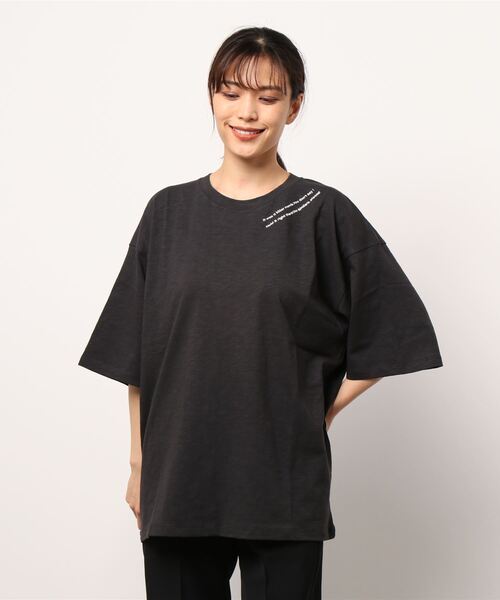 SEVENDAYS=SUNDAY(セブンデイズサンデイ)の「ドライブインシアター刺繍5分袖TEE *(Tシャツ/カットソー・レディース・オフホワイト/ブラック/グリーン/ブルー・L/M)」の12枚目の写真