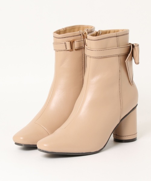 tocco closet（トッコ　クローゼット）の「２ＷＡＹリボンベルト付き配色ステッチ入りショートブーツ（ブーツ・レディース・ブラック/ピンクベージュ/ライトベージュ/ブラウン・S/M/L）」の11枚目の写真