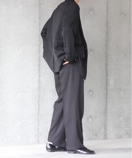 y/m by れぽすけ(イムバイレポスケ)の「センタープレスストレートパンツ(スラックス・メンズ・ブラック/オフホワイト・MEDIUM/LARGE)」の15枚目の写真