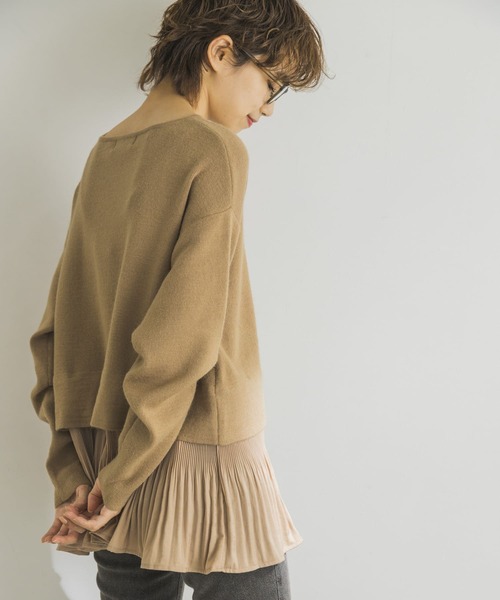 URBAN RESEARCH(アーバンリサーチ)の「2WAYプリーツドッキングニット(ニット/セーター・レディース・ブルー系その他/ネイビー/ベージュ・FREE)」の9枚目の写真