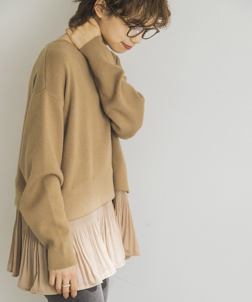 URBAN RESEARCH(アーバンリサーチ)の「2WAYプリーツドッキングニット(ニット/セーター・レディース・ブルー系その他/ネイビー/ベージュ・FREE)」の10枚目の写真