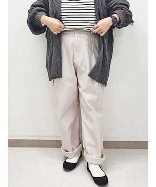 Lugnoncure（ルノンキュール）の「カーゴパンツ（カーゴパンツ・レディース・オフホワイト/カーキ/ネイビー・MEDIUM/LARGE）」の2枚目の写真