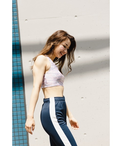 FILA（フィラ）の「【FILA / フィラ】レディース水陸両用ブラトップ（スポーツブラ・レディース・ネイビー/ピンク/ブルー・X-LARGE/MEDIUM/LARGE）」の9枚目の写真