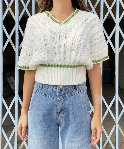 esutoreja（エストレジャ）の「カラーケーブルニットベスト（ニット/セーター・レディース・ホワイト/ピンク/ベージュ・FREE）」の15枚目の写真