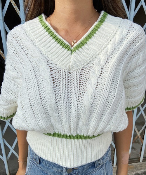 esutoreja（エストレジャ）の「カラーケーブルニットベスト（ニット/セーター・レディース・ホワイト/ピンク/ベージュ・FREE）」の17枚目の写真