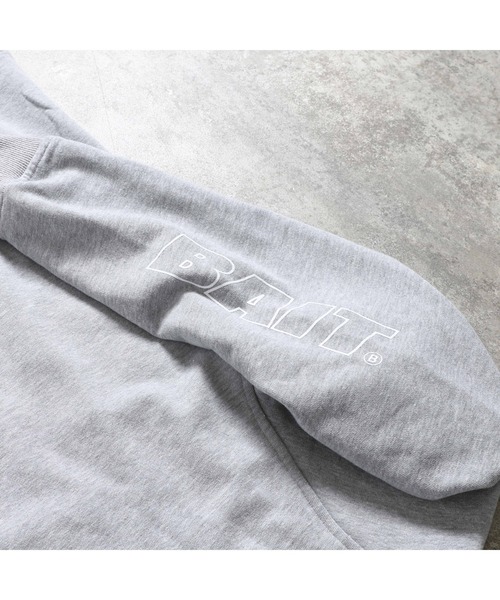BAIT（ベイト）の「【2109_BAT】BAIT FRENCH TERRY HOODY 216-BAT-PRK-001（パーカー・メンズ・グレー・LARGE/X-LARGE/MEDIUM/XX-LARGE）」の3枚目の写真